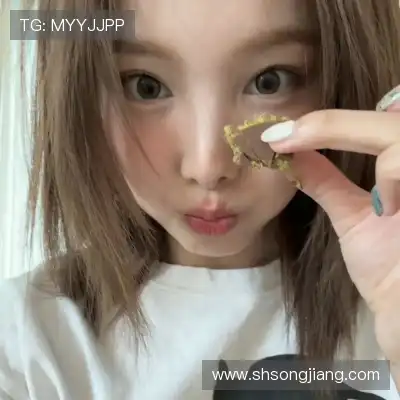 滑颢清